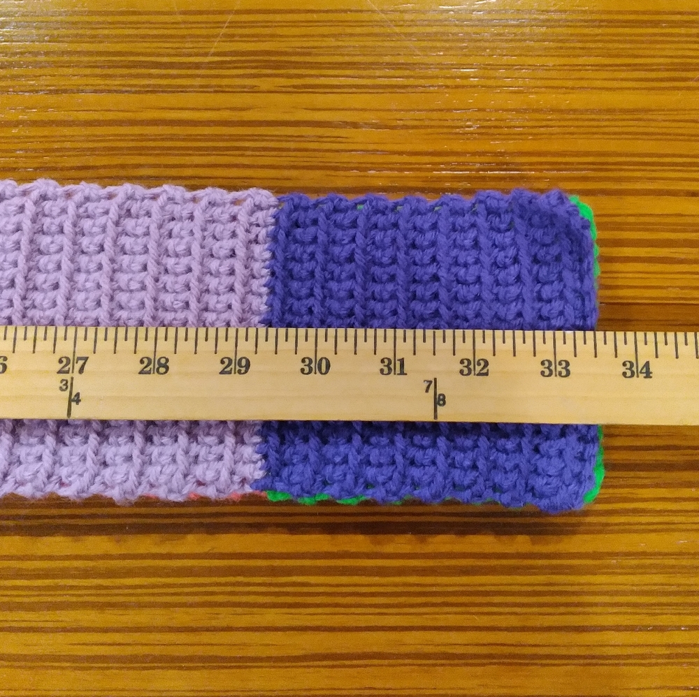 Colorblock Crochet Scarf - Picture 3 of 3